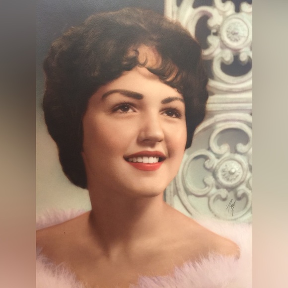 HAMMERED GOLD AND SILVER PLATED DANGLE EARRINGS - Picture 7 of 8